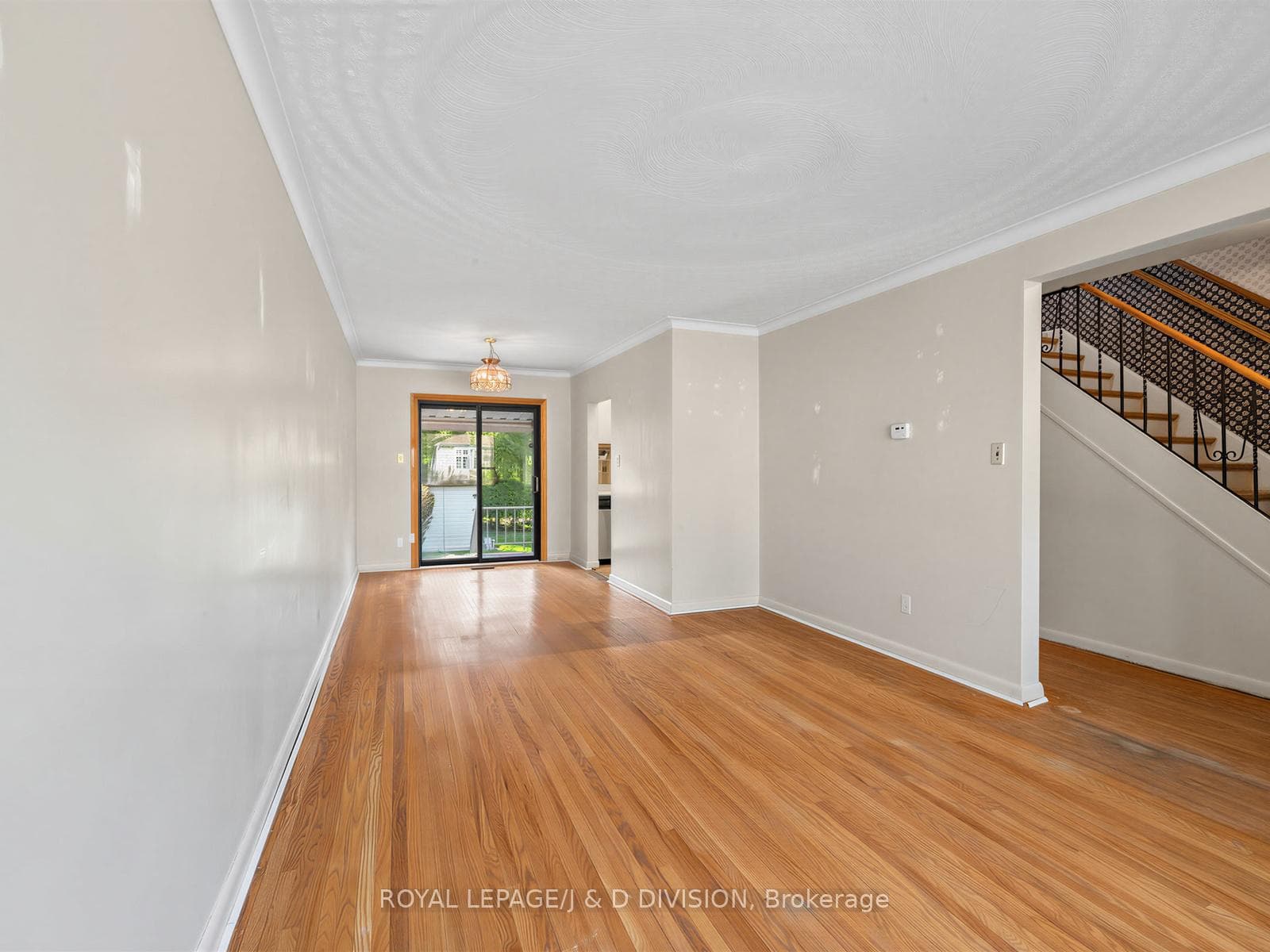 7 Crosby Avenue photo 11
