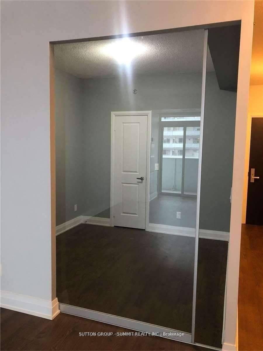 55 Speers Road Unit 209 photo 9