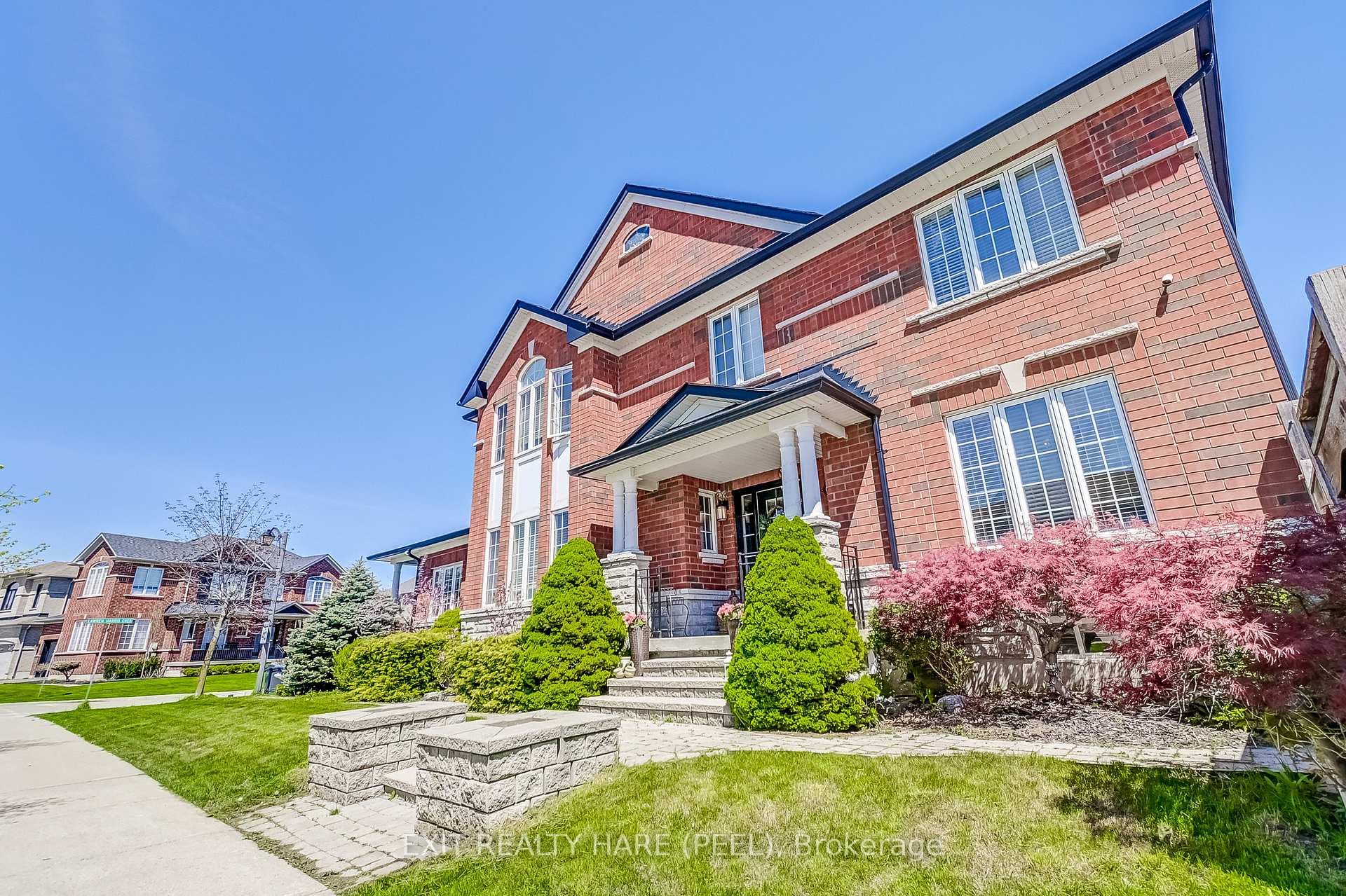 137 Cedargrove Road photo 3