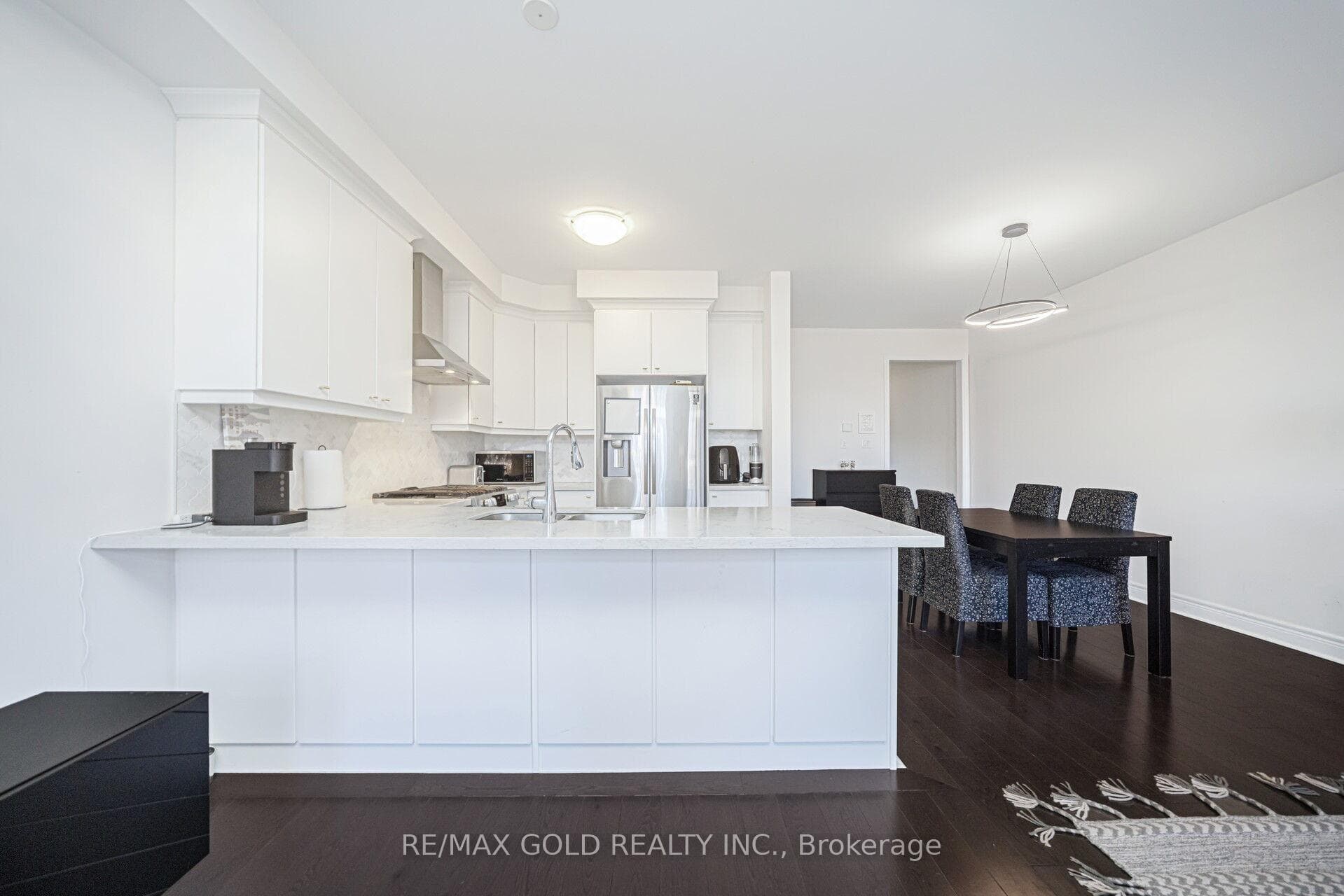 75 Branigan Crescent photo 13