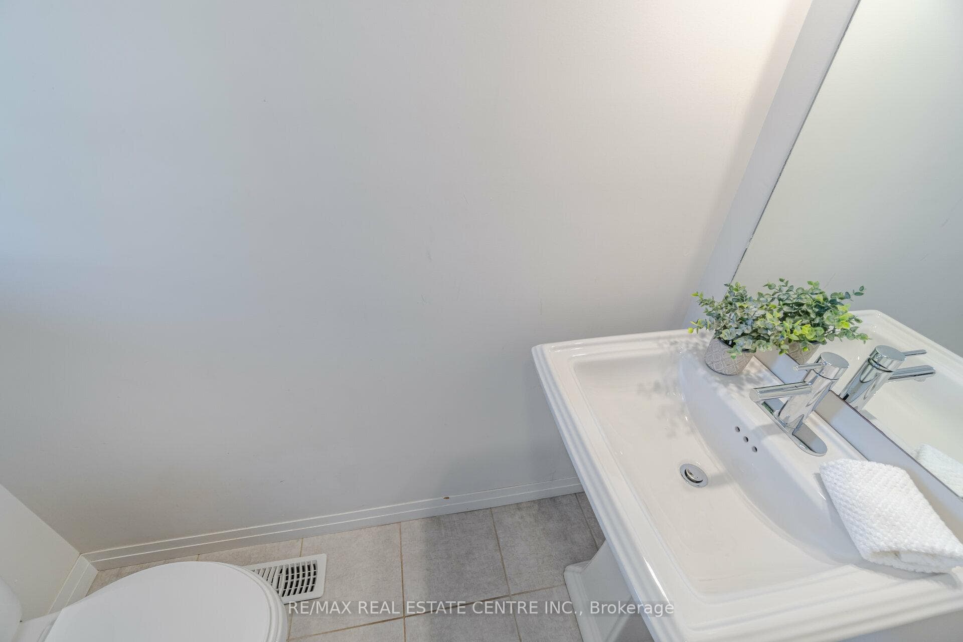 30 Times Square Boulevard Unit 48 photo 10