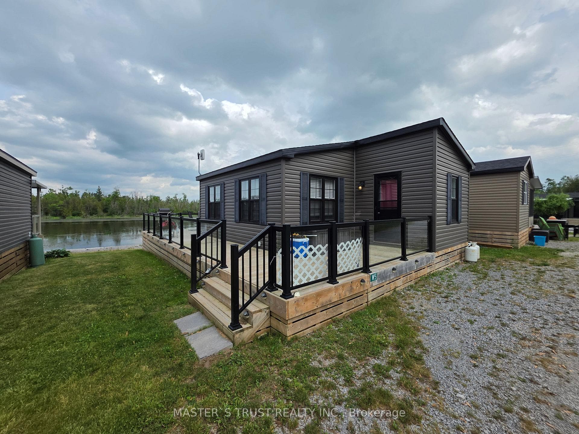 657 Thunder Bridge Road Unit W5 photo 6