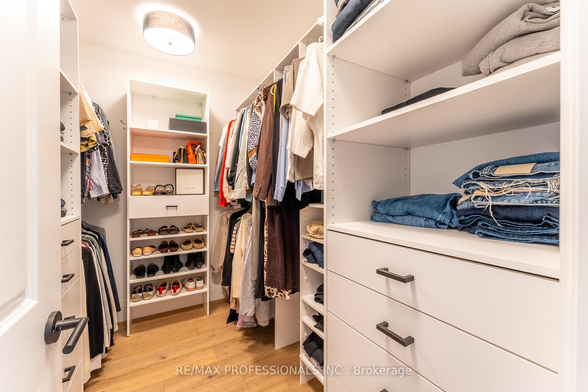 1326 Stanbury Road photo 35