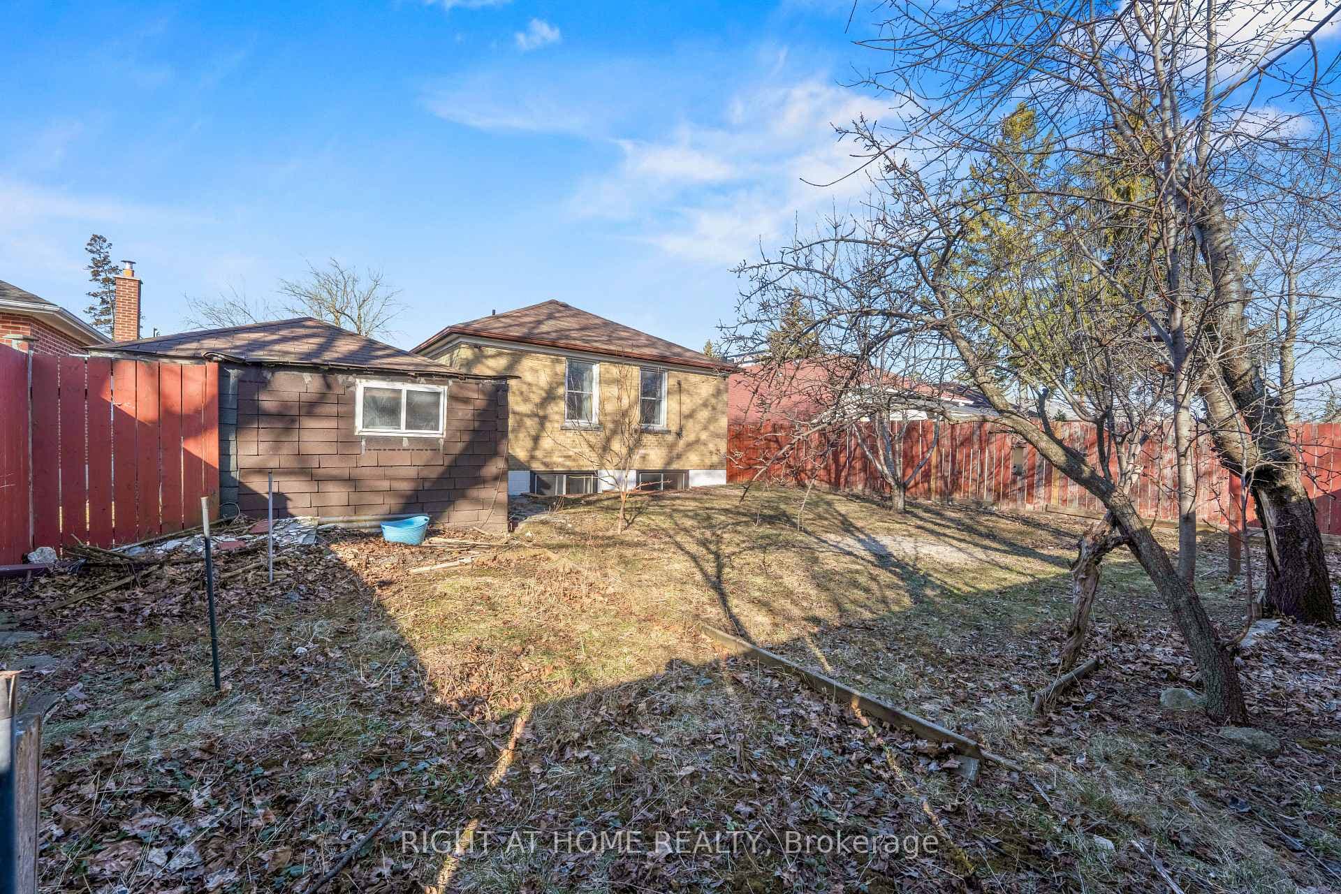 5 Hollingworth Drive photo 43
