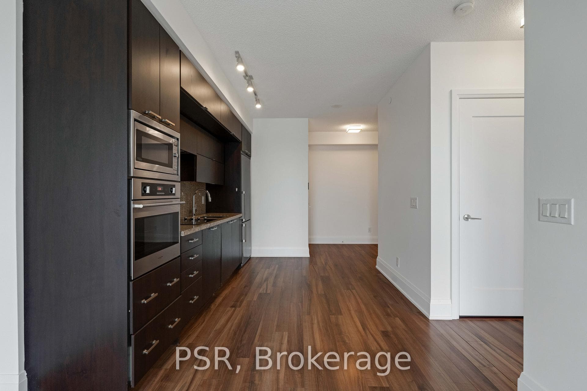 120 Harrison Garden Boulevard Unit 729 photo 9