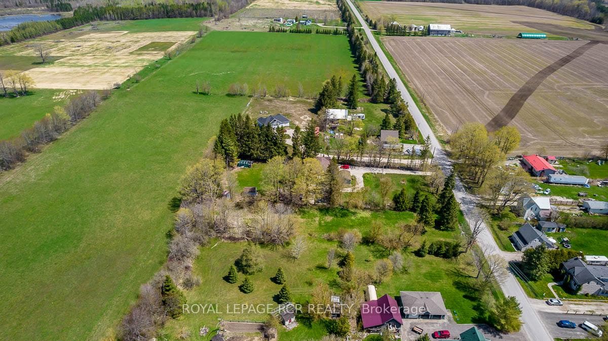 681163 260 Side Road photo 9
