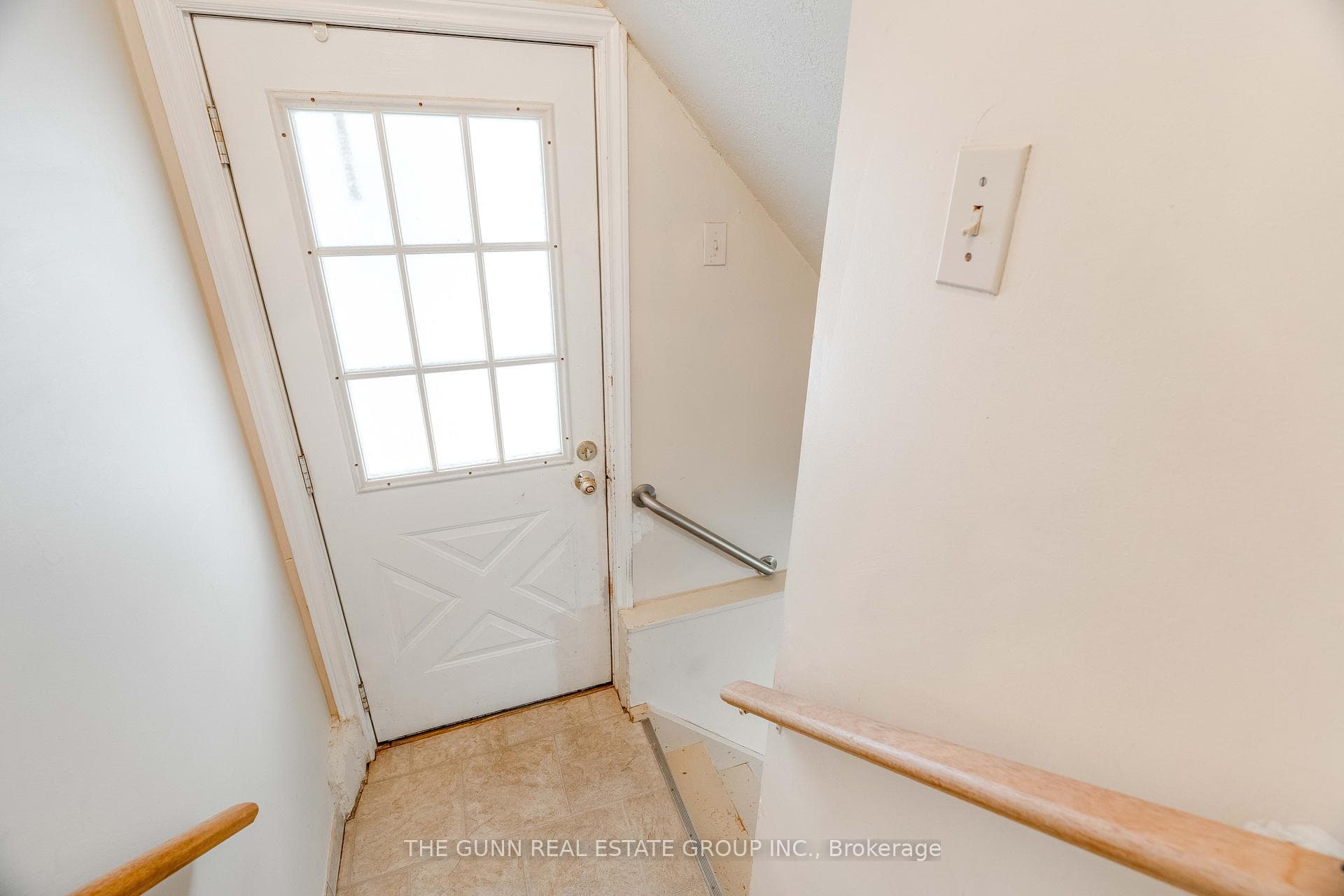 118 St Julien Street photo 26