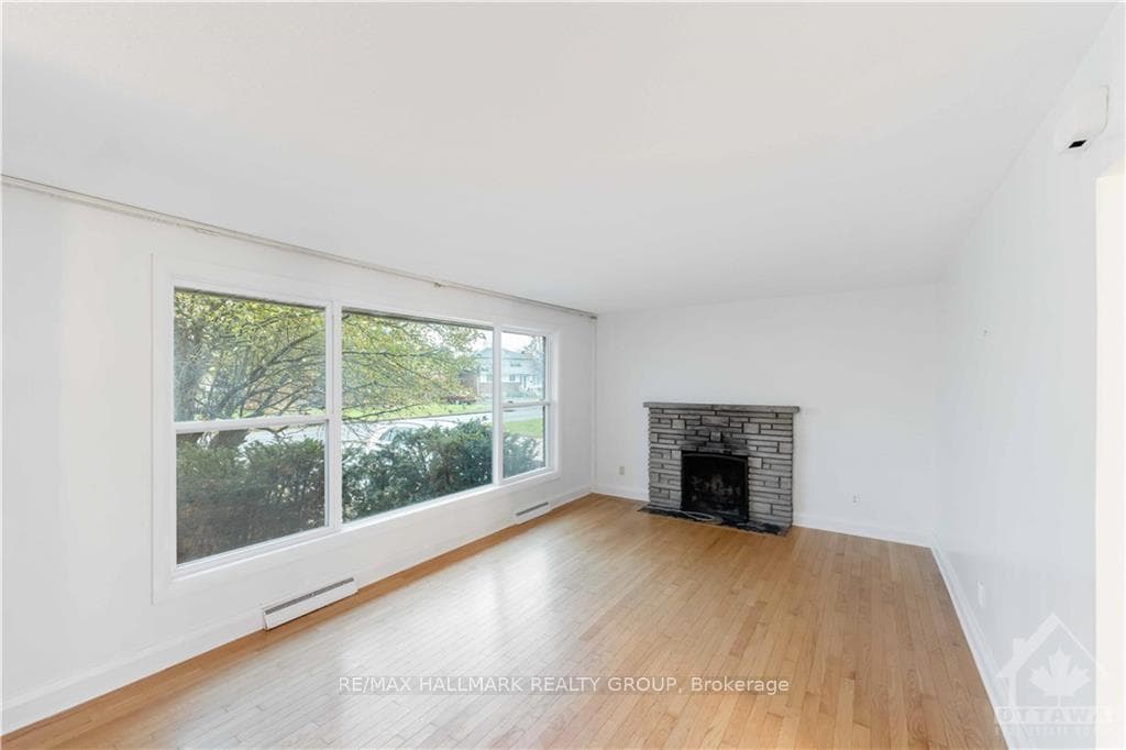 17 KINGSBURY Avenue photo 10