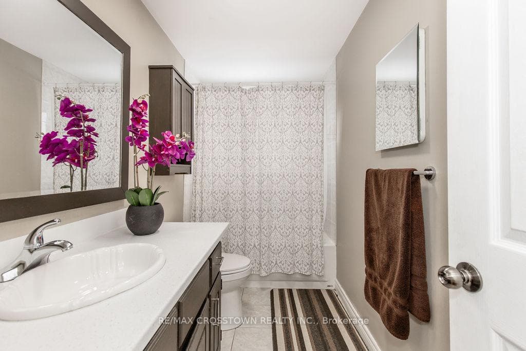 6 Deerpark Drive photo 28