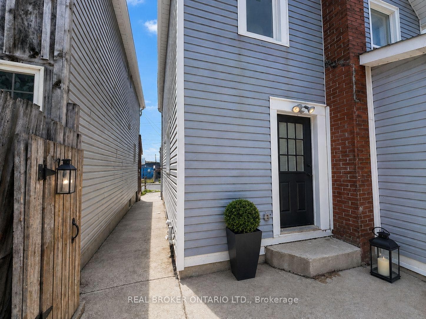 5 Rowanwood Street photo 17