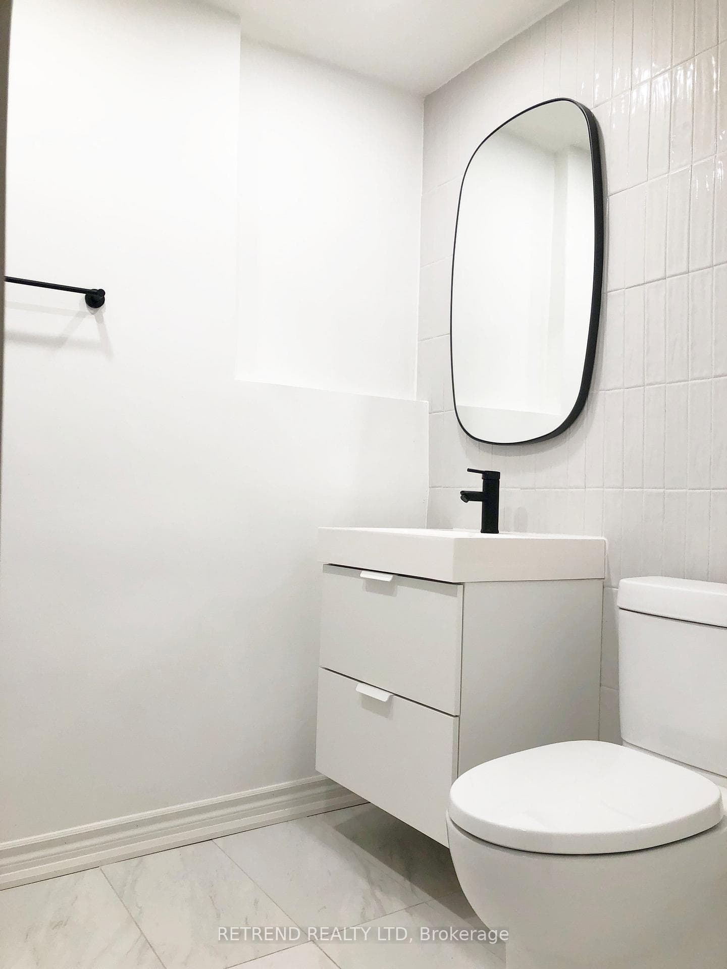 24 Foxwarren Drive Unit Bsmt photo 8