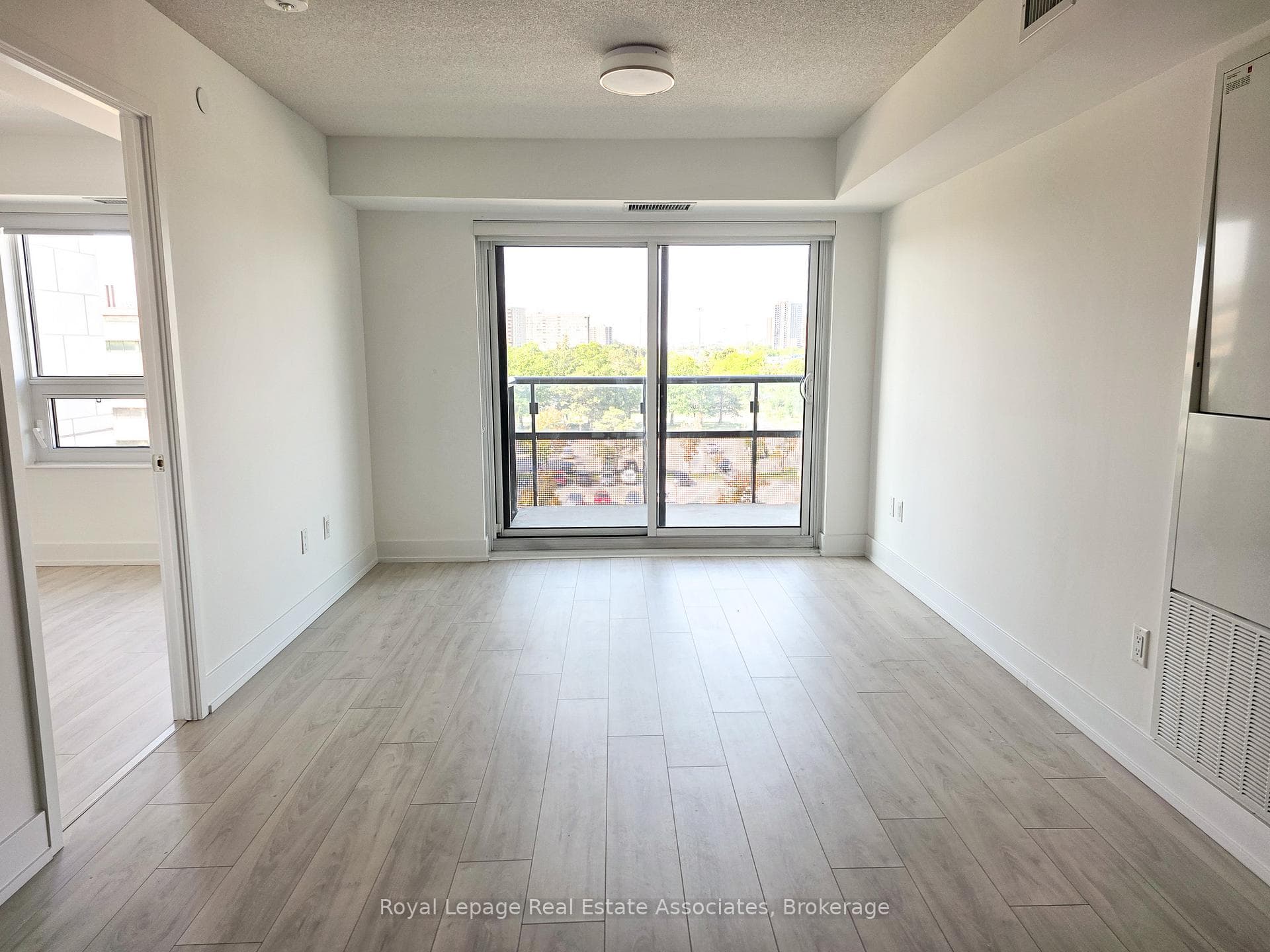 10 Eva Road Unit 405 photo 1