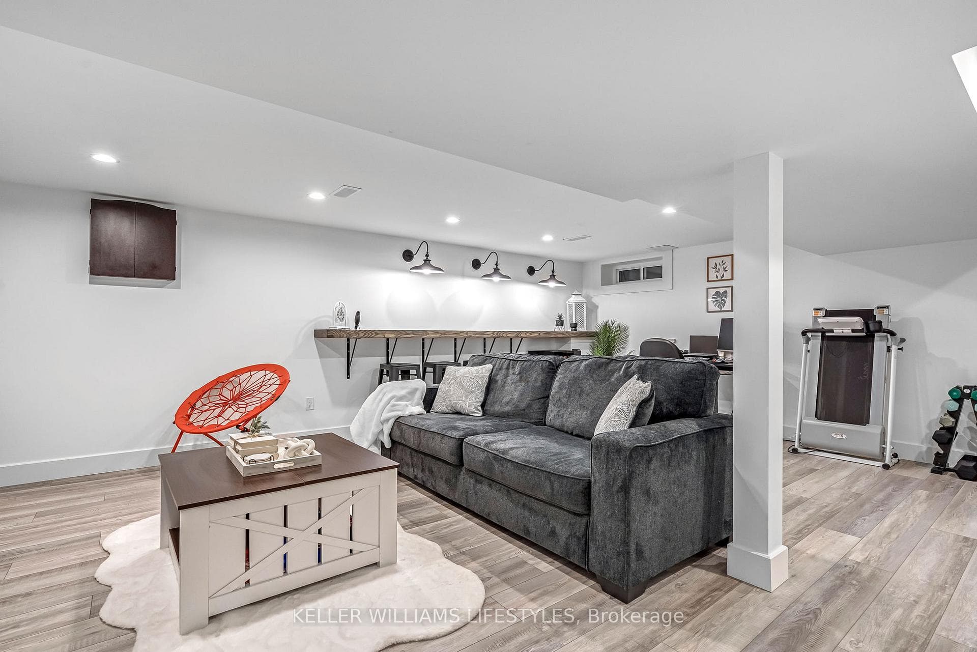 109 Fairlane Avenue photo 36