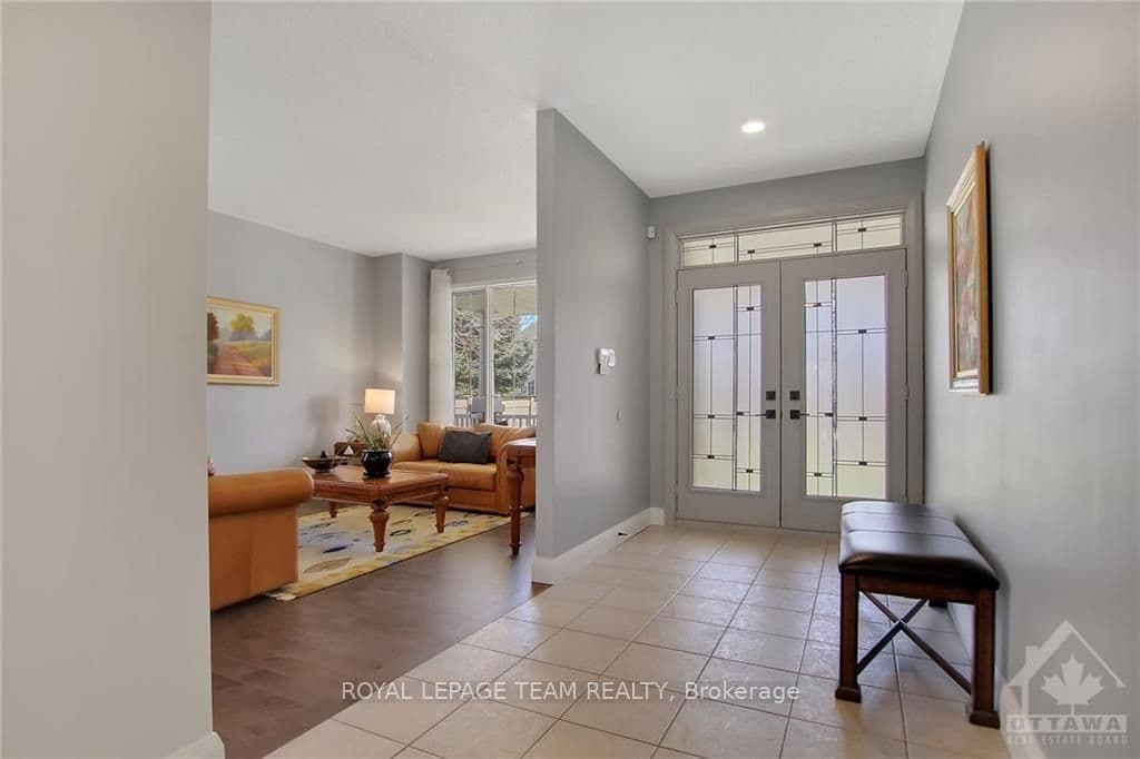 60 BIRCHFIELD Avenue photo 3