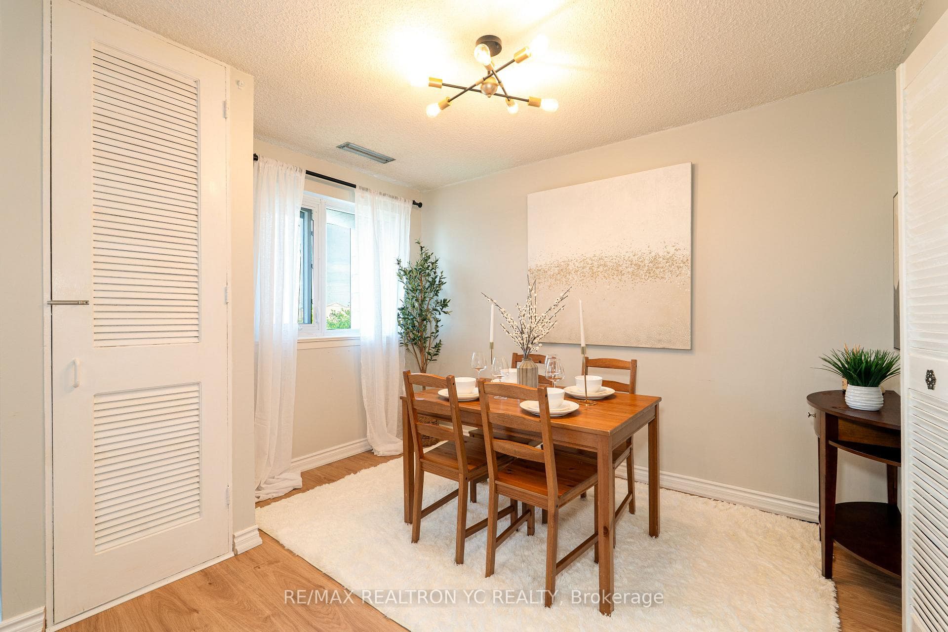 4005 Don Mills Road Unit 312 photo 9