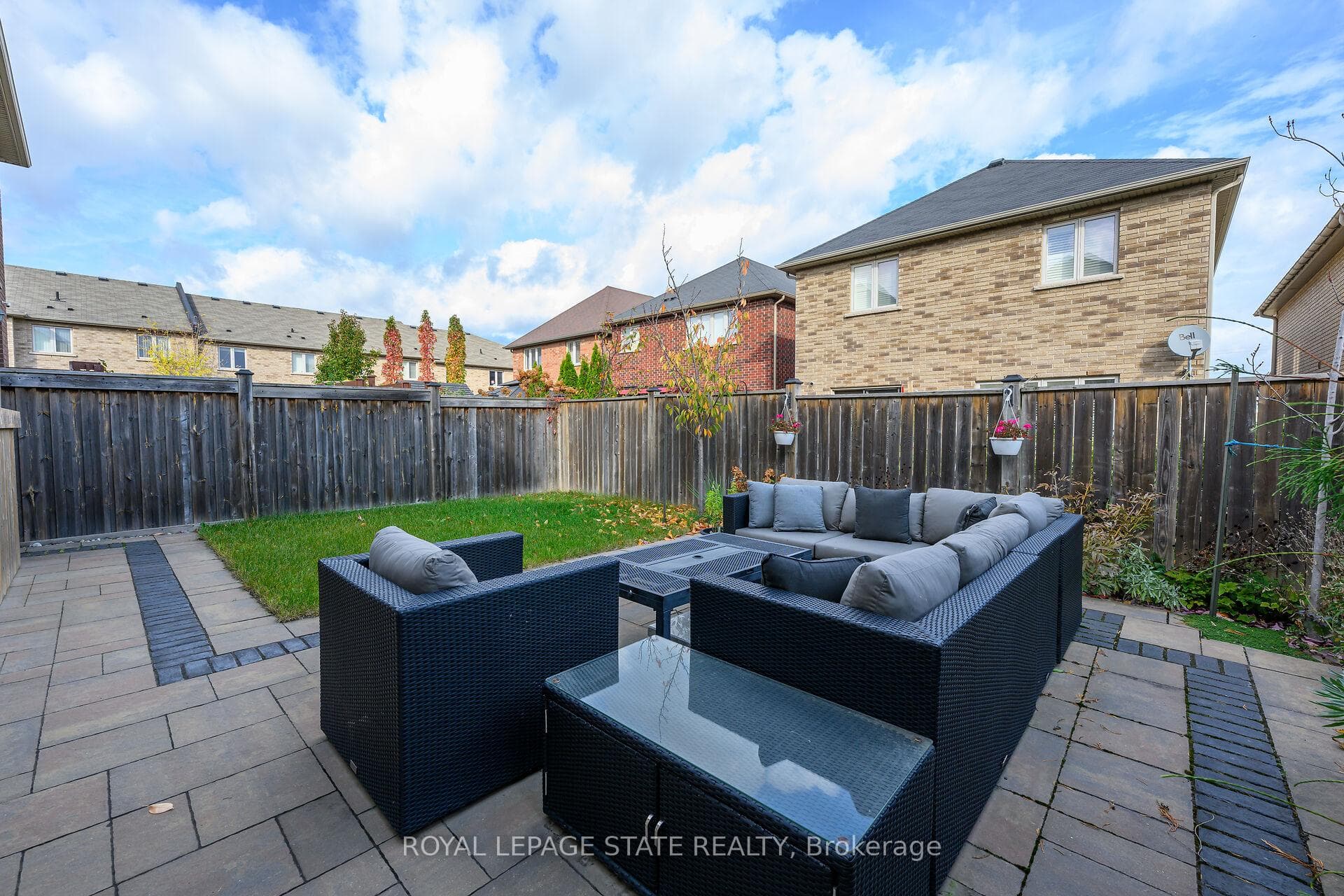 23 Edgeview Drive photo 36