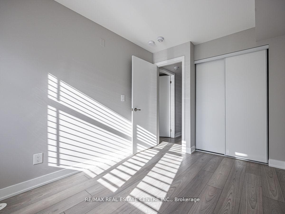 3473 Widdicombe Way Unit 9 photo 7