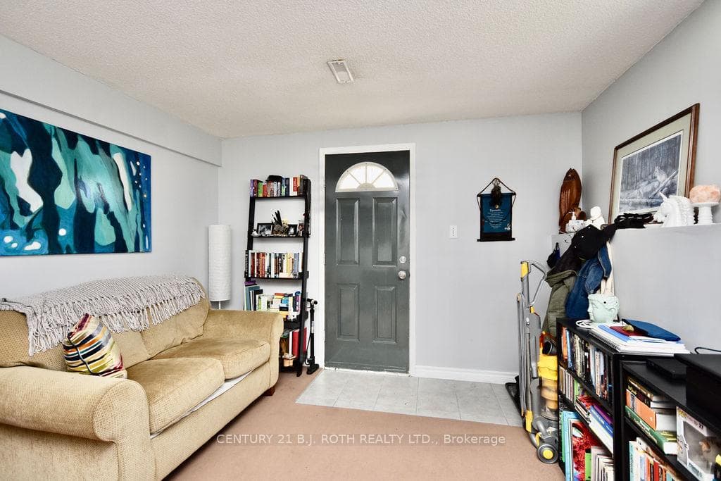 47 D'ambrosio Drive photo 11