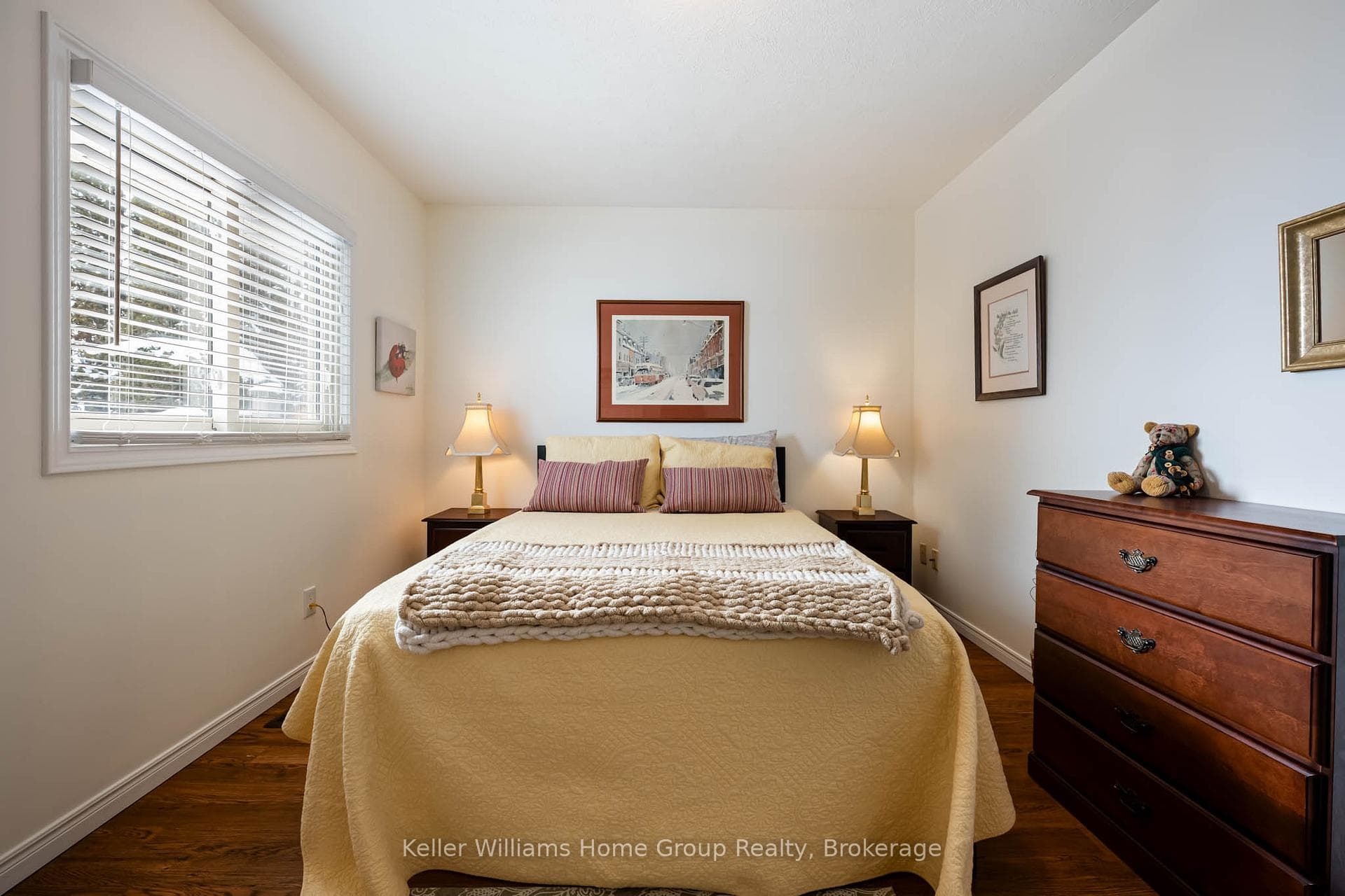 550 MAPLE Avenue photo 28