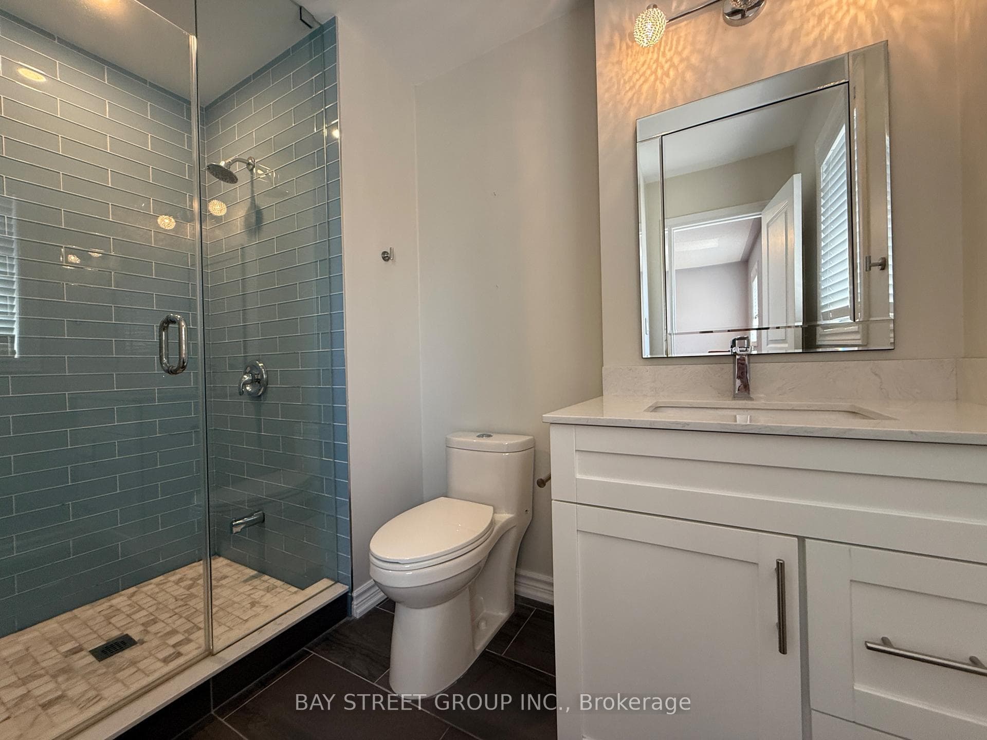 12 Pexton Avenue photo 20