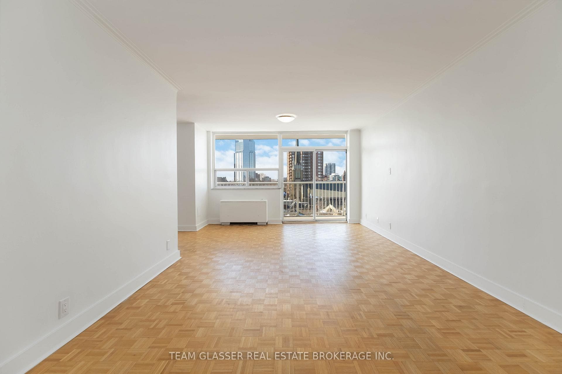 396 Queens Avenue Unit 801 photo 8