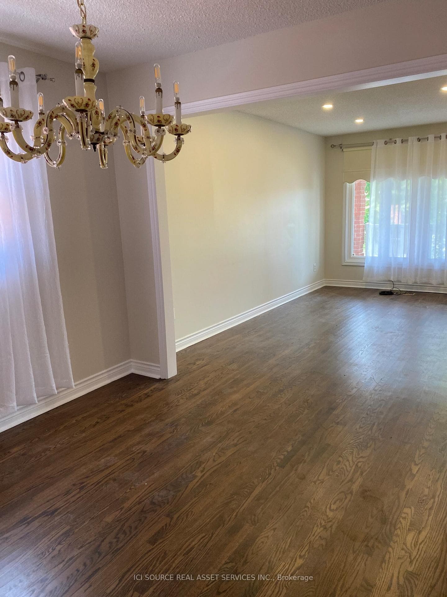 51 Harmonia Crescent Unit Main photo 4