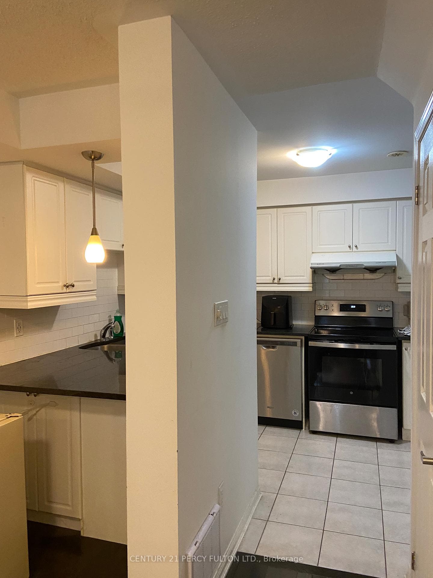 20 Mendelssohn Street Unit 4 photo 7