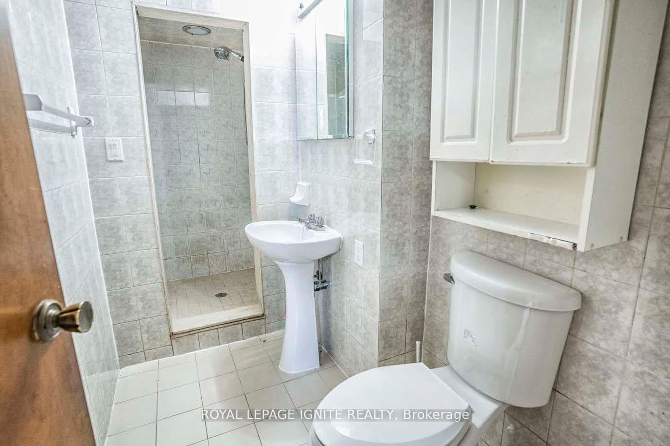 71 Barrymore Road Unit Bsmt photo 10