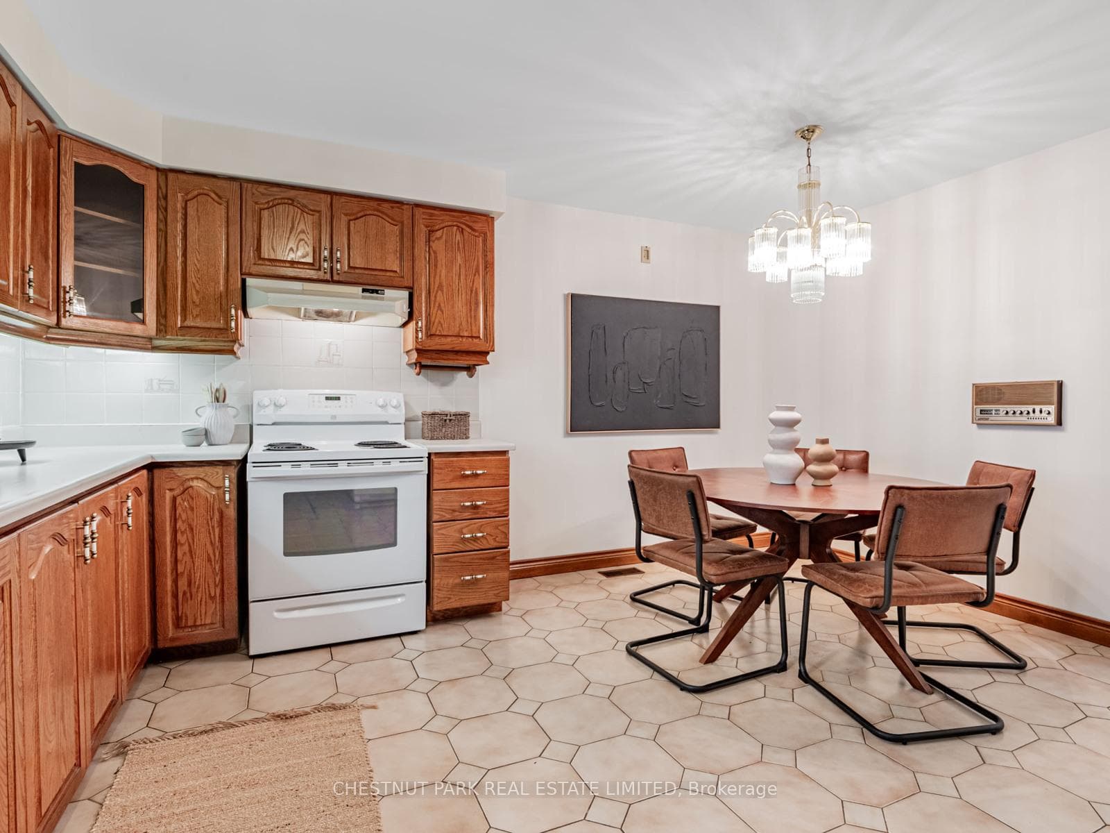 256 Cocksfield Avenue photo 13