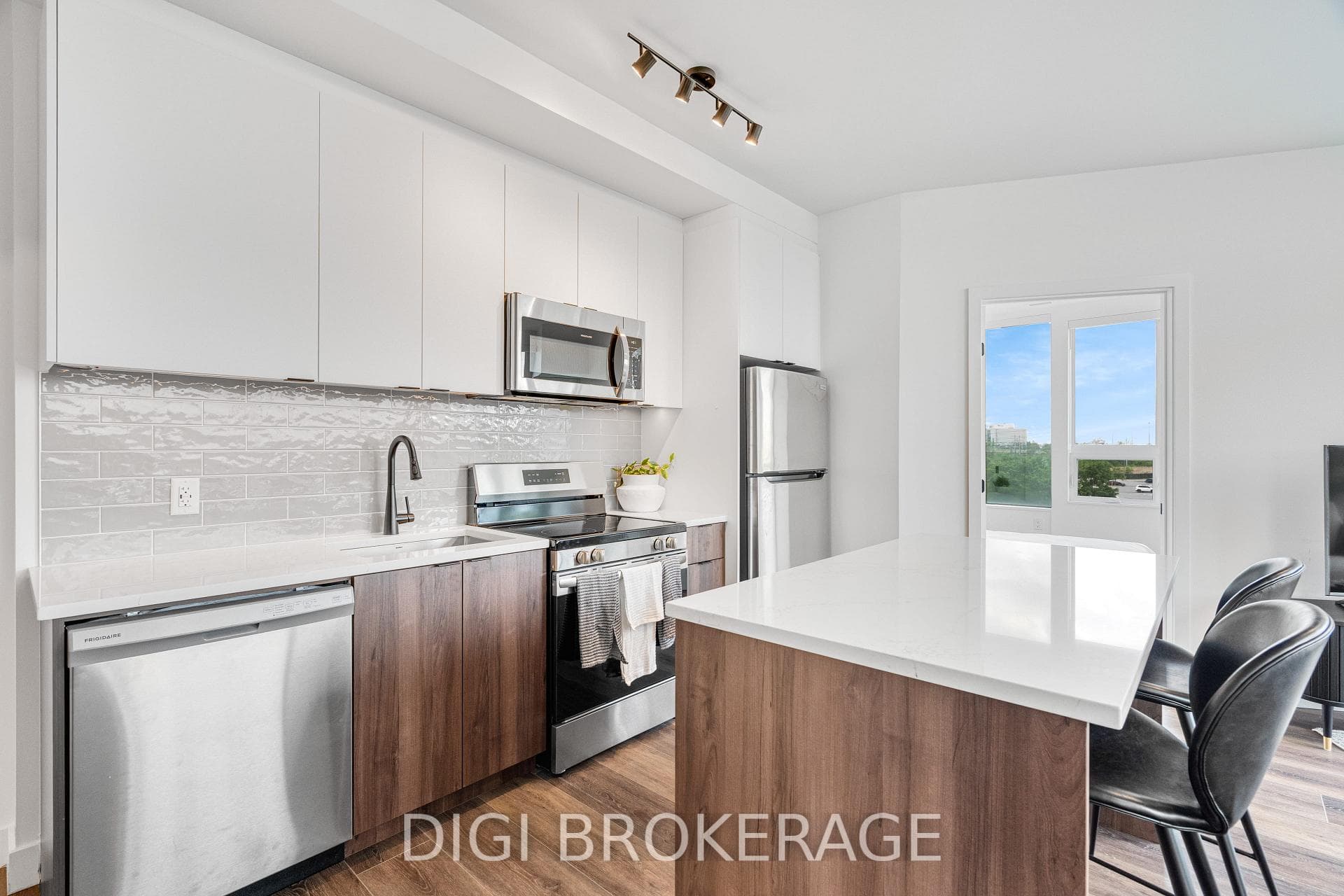 1600 James Naismith Drive Unit 727 photo 10