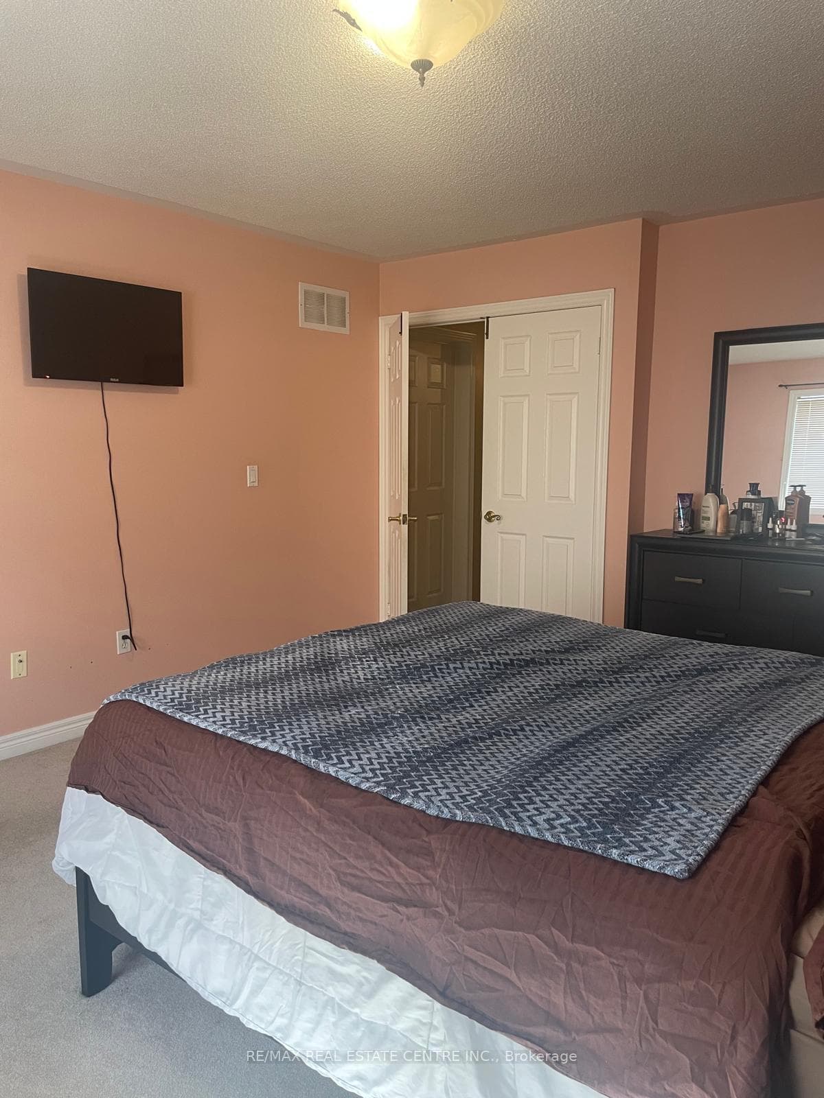 618 Matisse Place photo 12