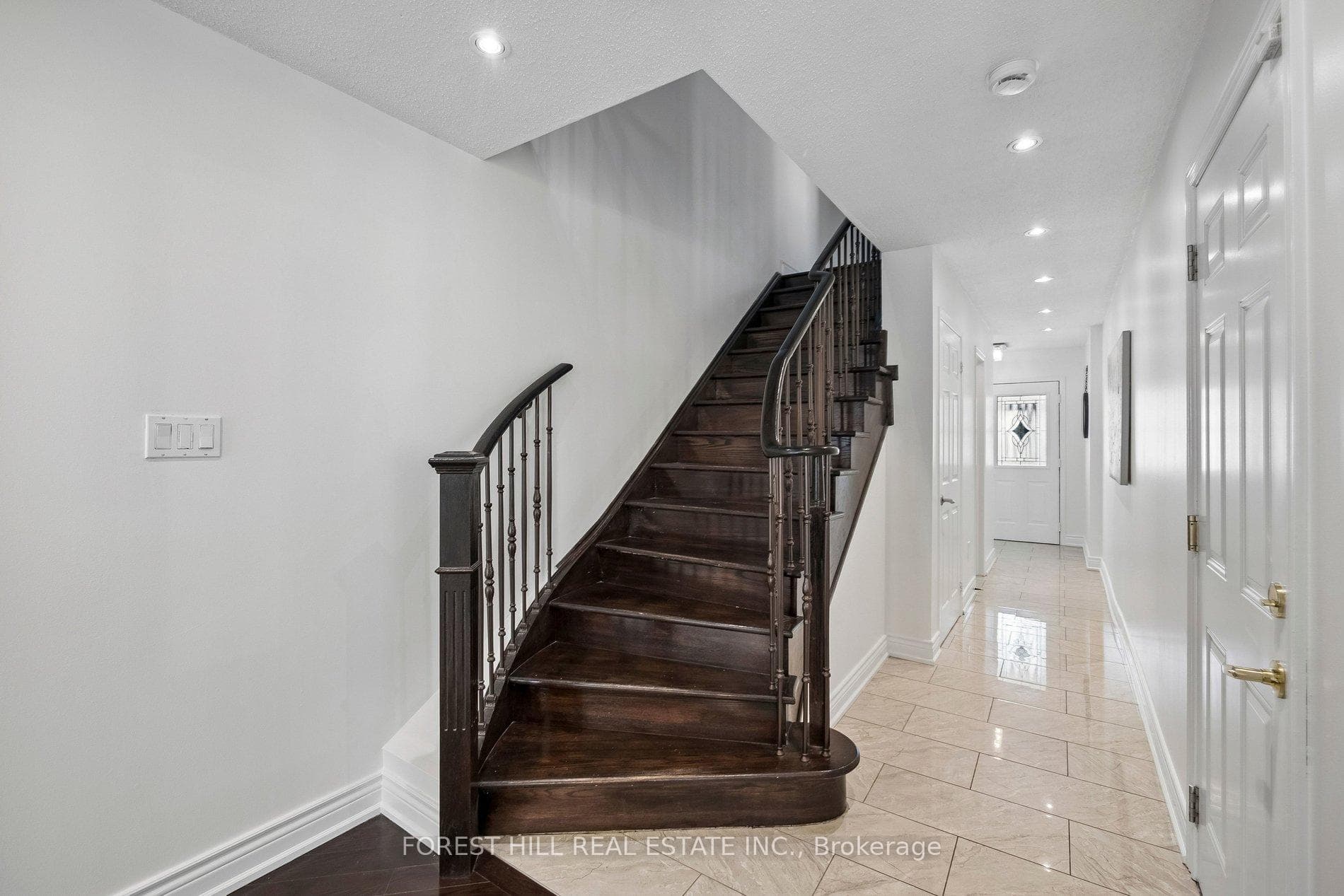 41 Guinevere Road photo 24