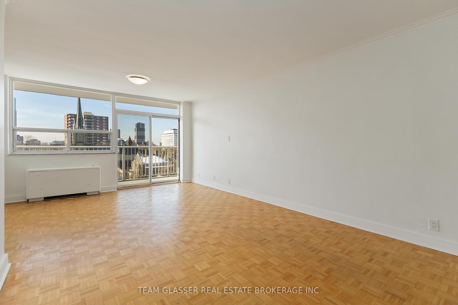 396 Queens Avenue Unit 801 photo 7