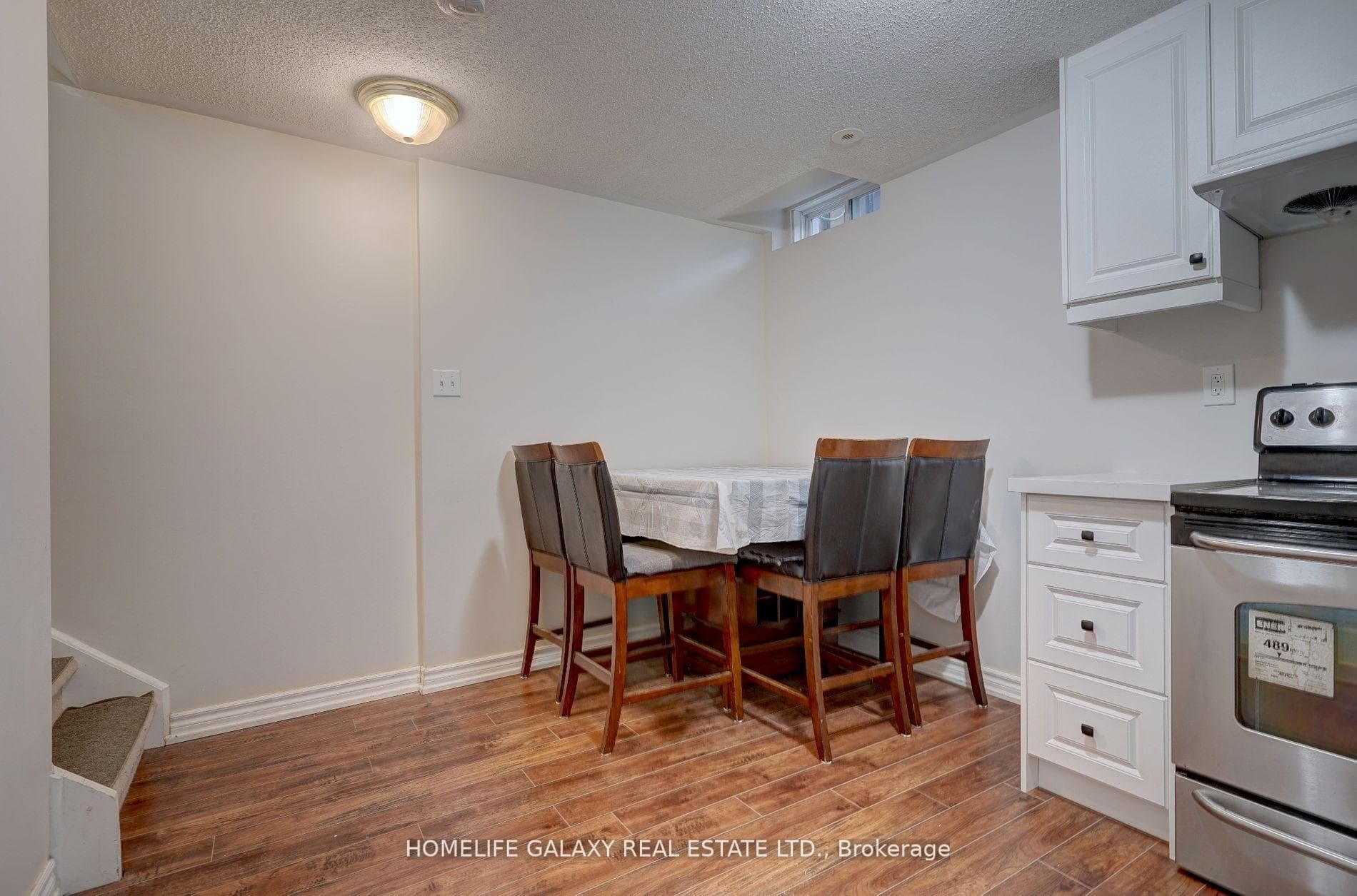 2798 Eglinton Avenue Unit 6 photo 13
