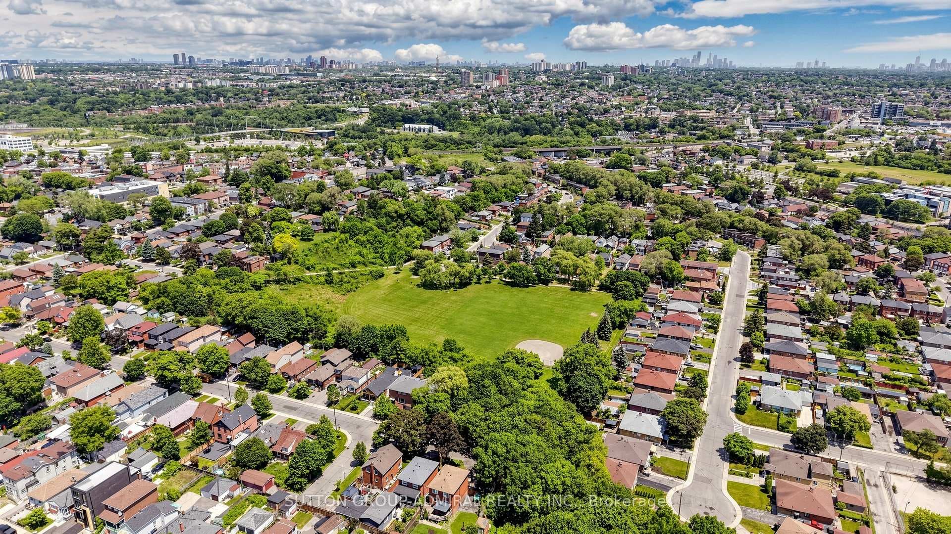75 Rockcliffe Boulevard photo 47