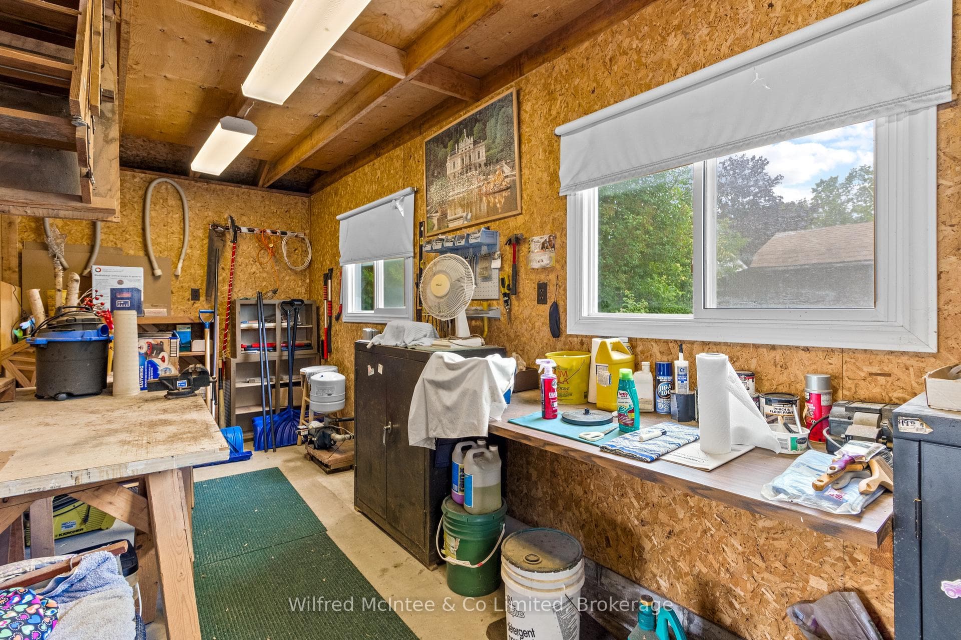 455 Bruce Street photo 44