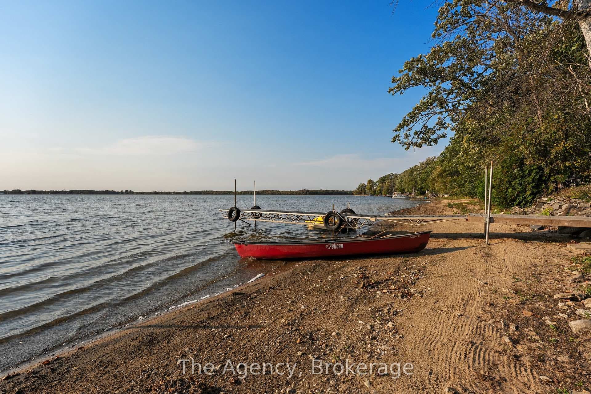 119 Campbell Beach Road photo 26