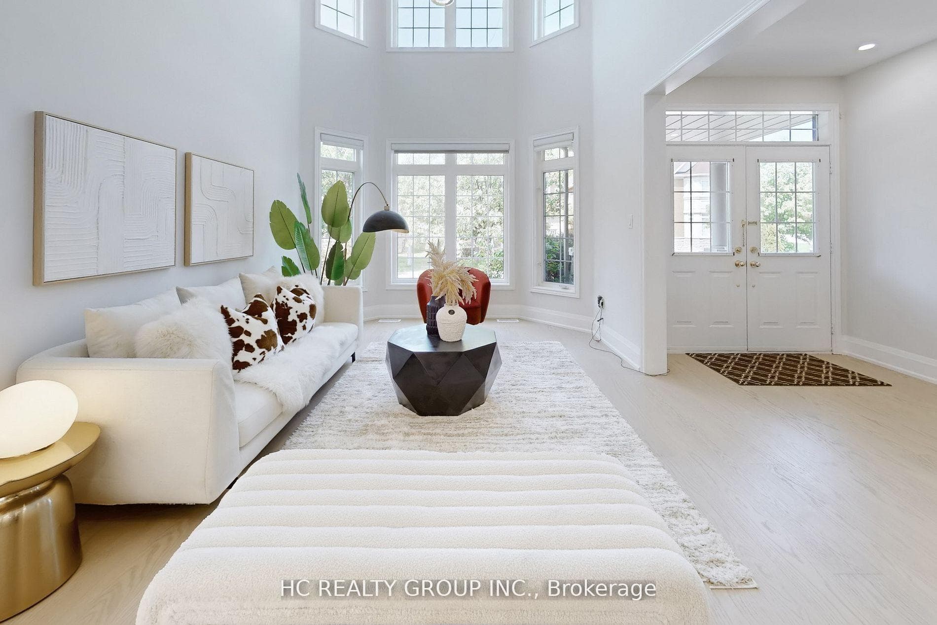 47 Medoc Place photo 3