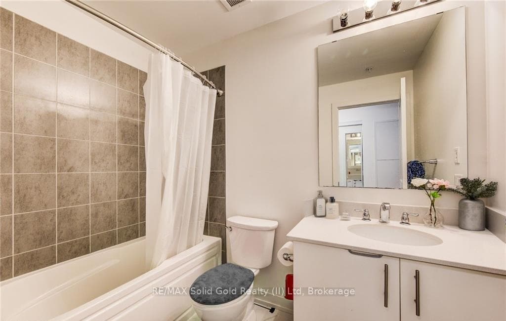 247 Northfield Drive Unit 309 photo 8