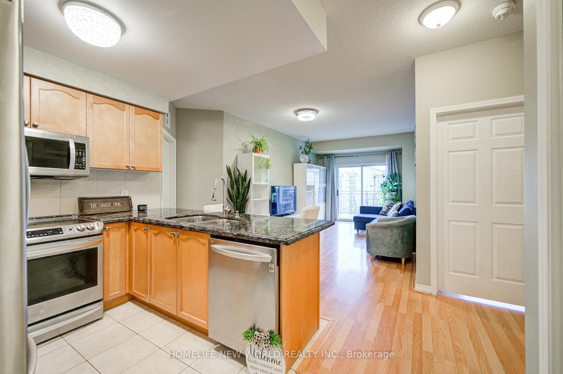 1 Maison Parc Court Unit 609 photo 14