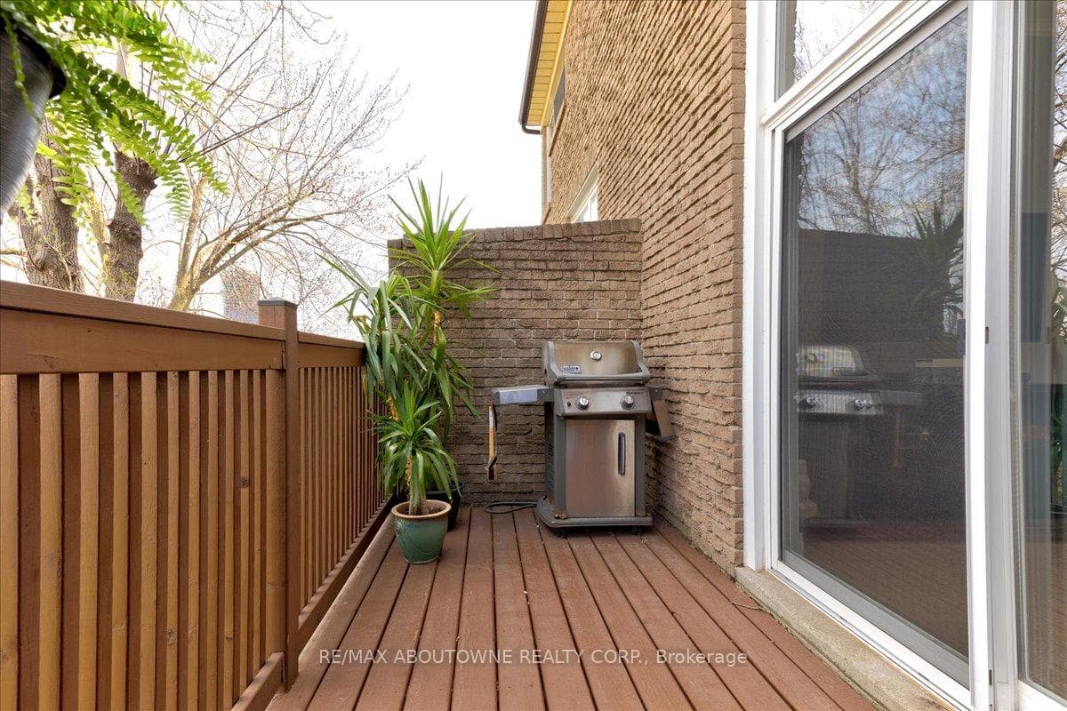 661 Childs Drive Unit 16 photo 17