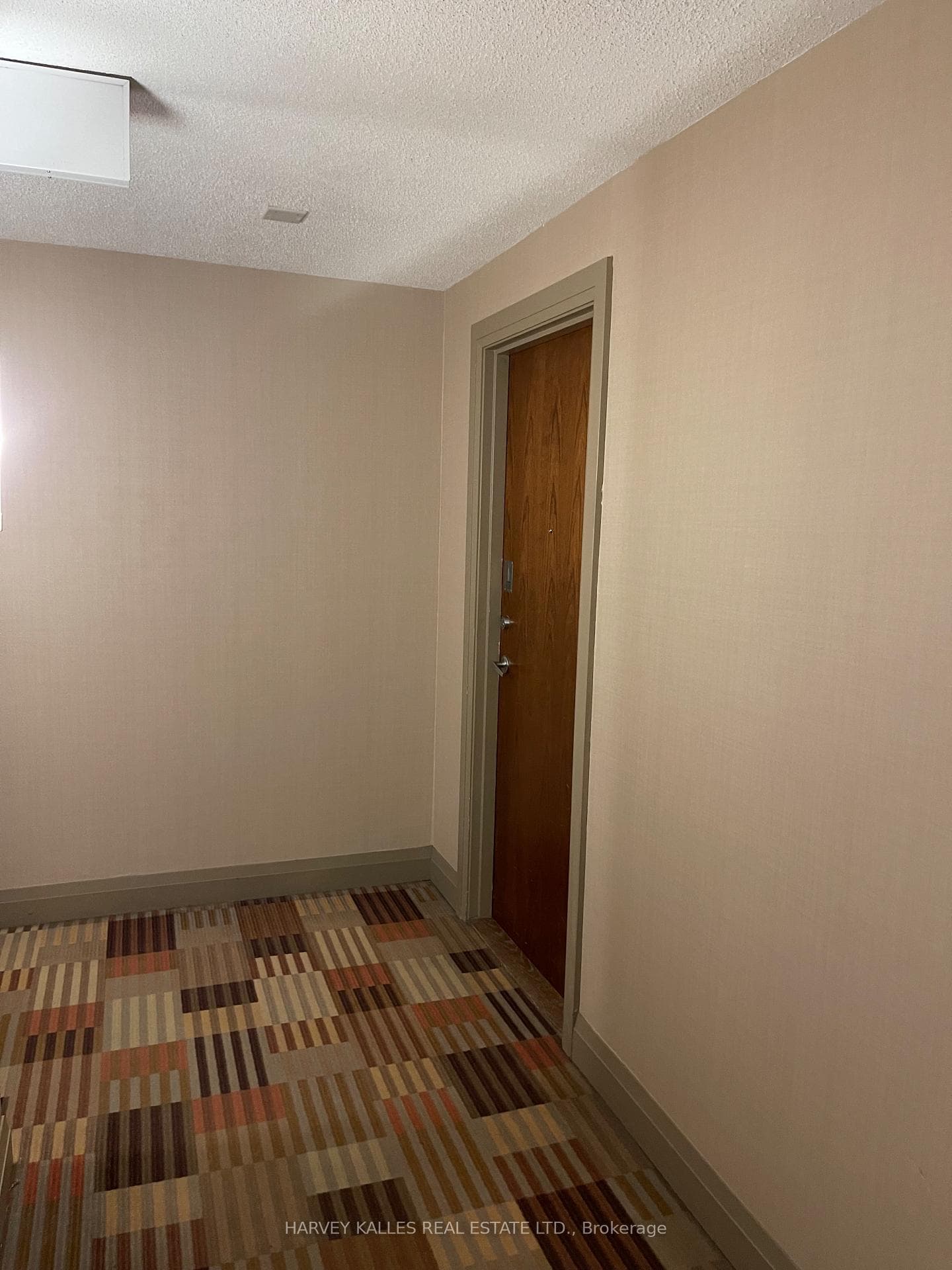 Quiet unit at end of hallway