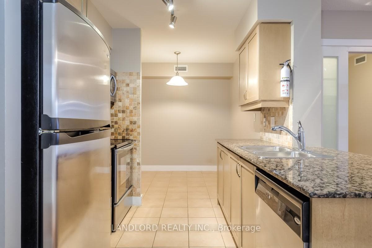 20 Blue Jays Way Unit 1702 photo 9