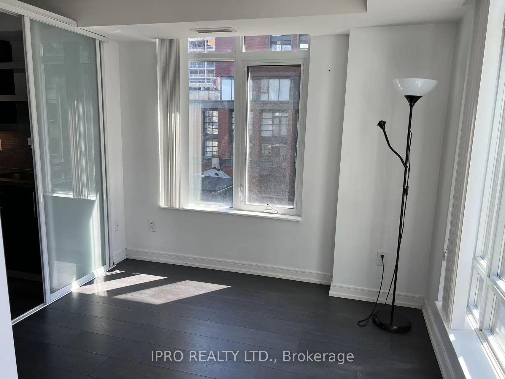 525 Adelaide Street Unit 616 photo 22