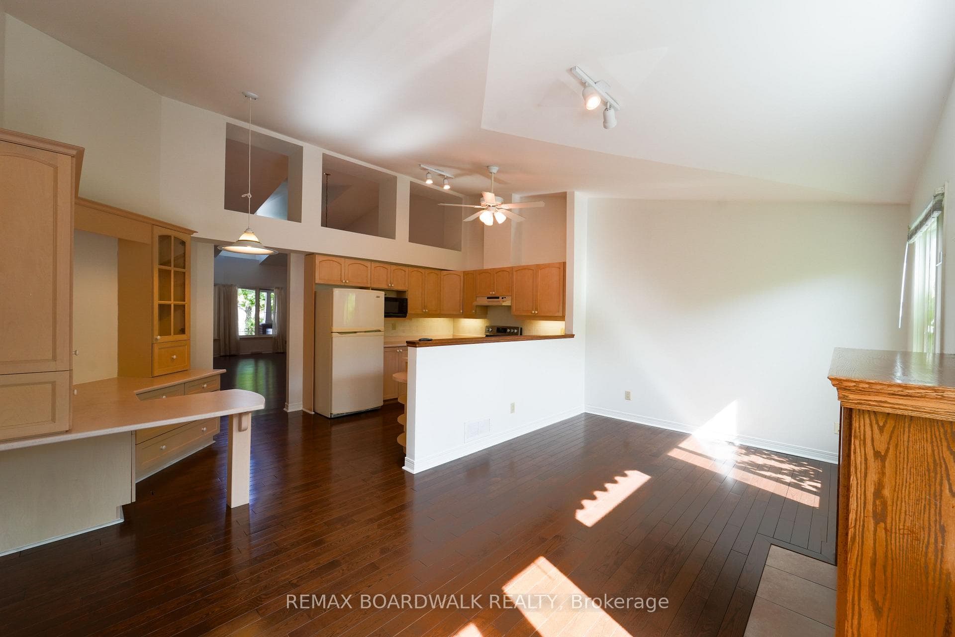 3 Coulson Court photo 17