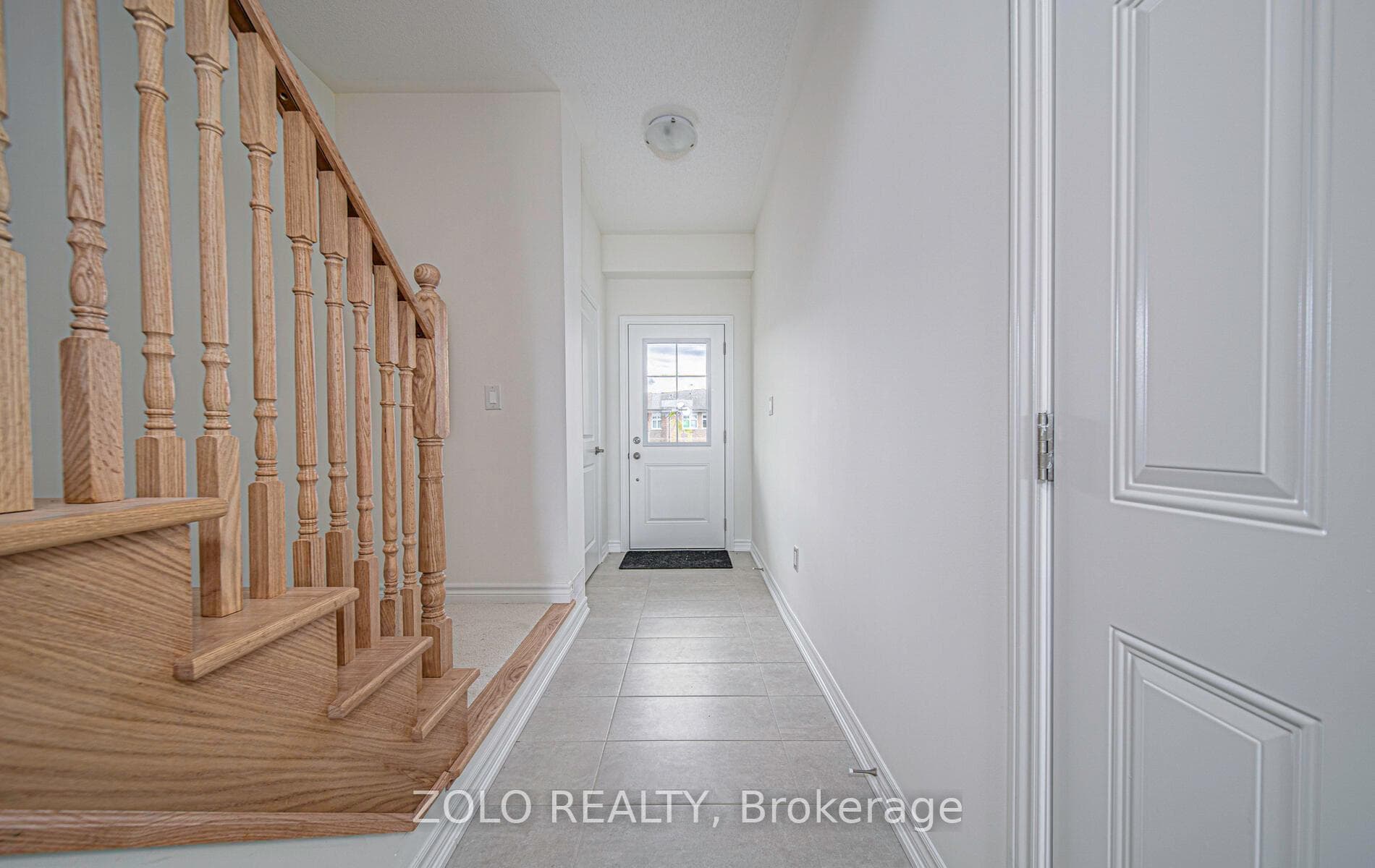 84 Hillcroft Way photo 5