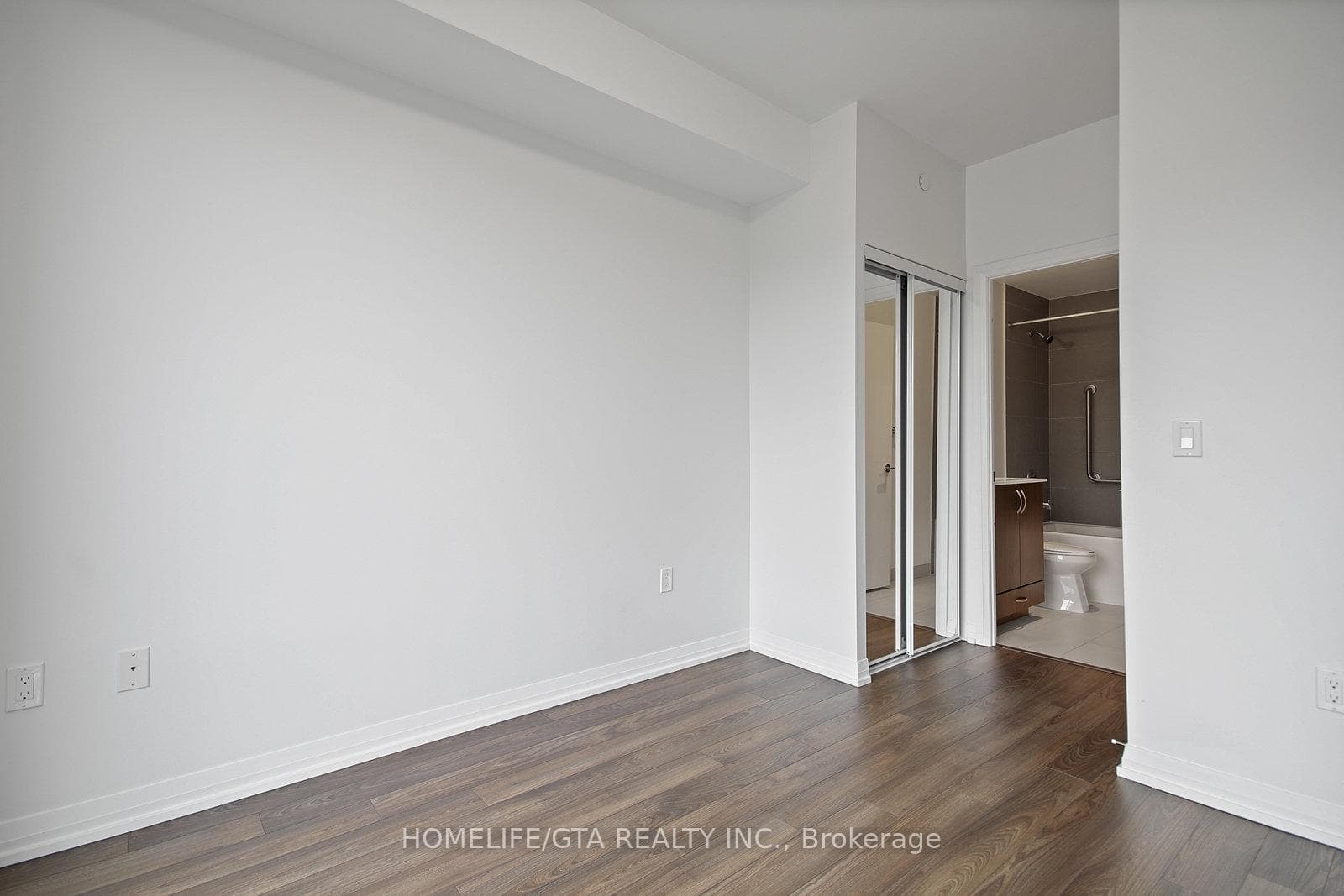 55 Ann O'Reilly Road Unit 325 photo 17