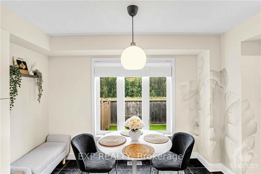 274 MACOUN Circle photo 9