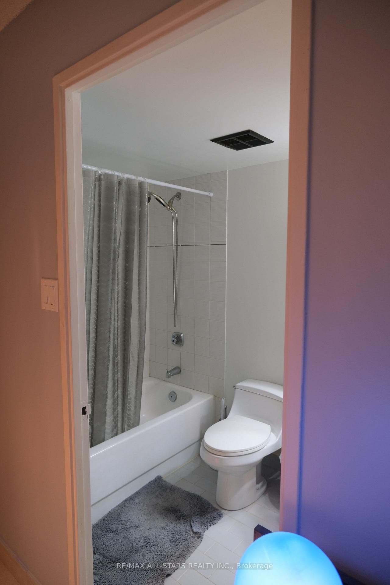 3050 Ellesmere Road Unit 1518 photo 9