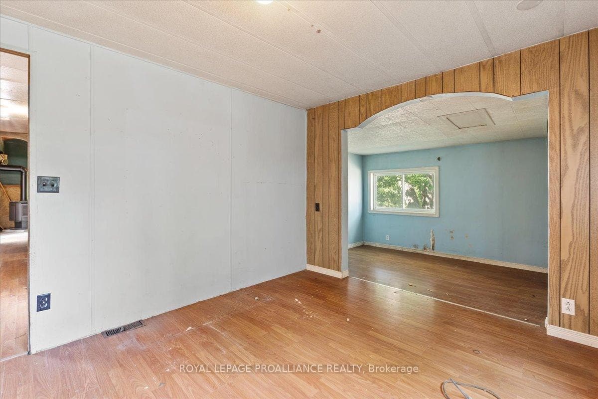 3863 Springbrook Road photo 12